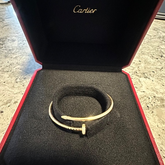 JUSTE UN CLOU BRACELET, SMALL MODEL, DIAMONDS - Picture 2 of 9